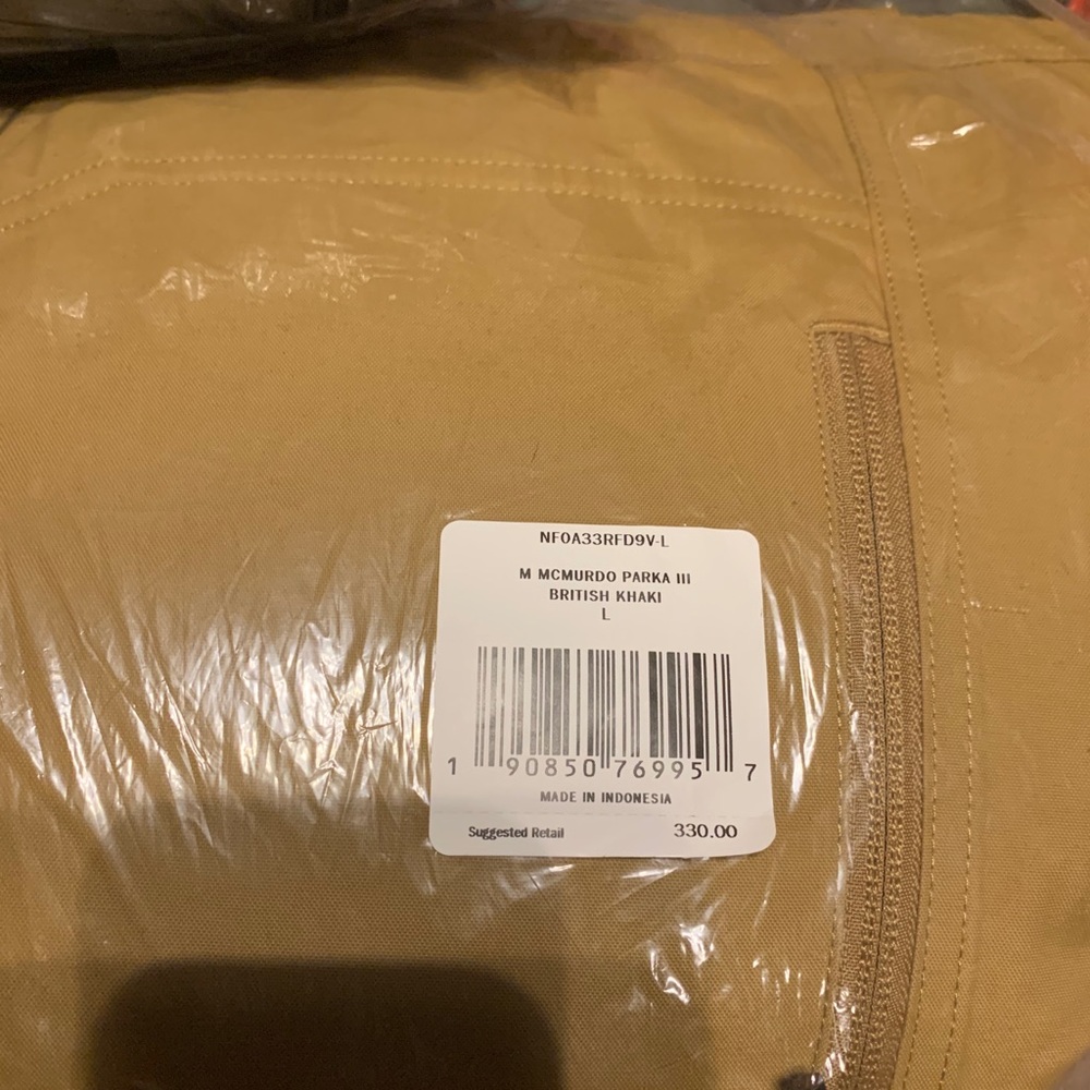 North Face Tan McMurdo Parka. Size L - Picture 6 of 8